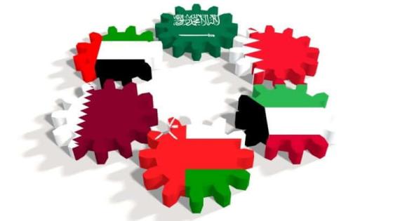 كيف يعزز النمو غير النفطي اقتصاد دول الخليج رغم الضغوط التضخمية؟